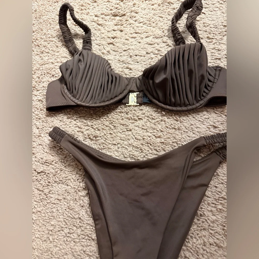 NWOT Palm Swimwear Flavia Bikini Set - Picture 4 of 6